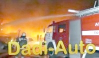 Огонь уничтожил 17 гаражей на западе Москвы