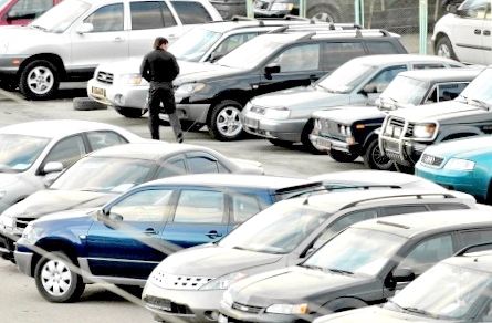 Продажа подержанных машин от официальных дилеров: выбор предусмотрительных людей